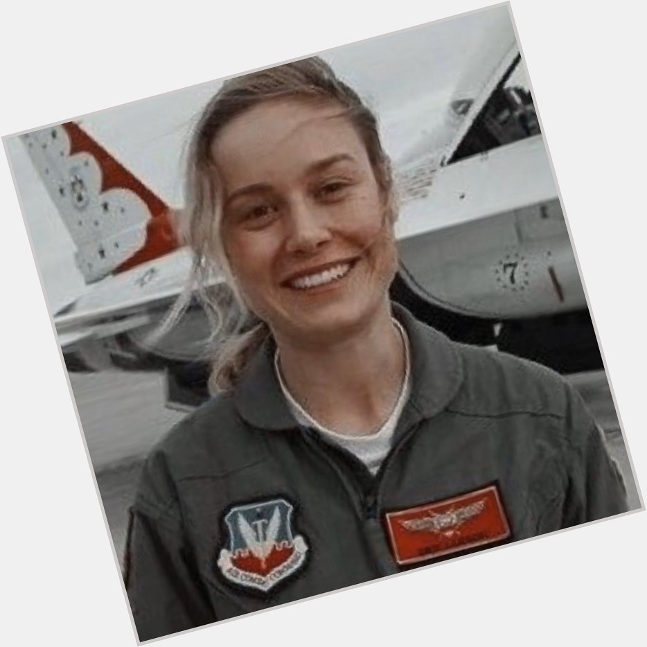 Happy birthday to my biggest inspiration, my idol, the best human being on the planet...Brie Larson!! 