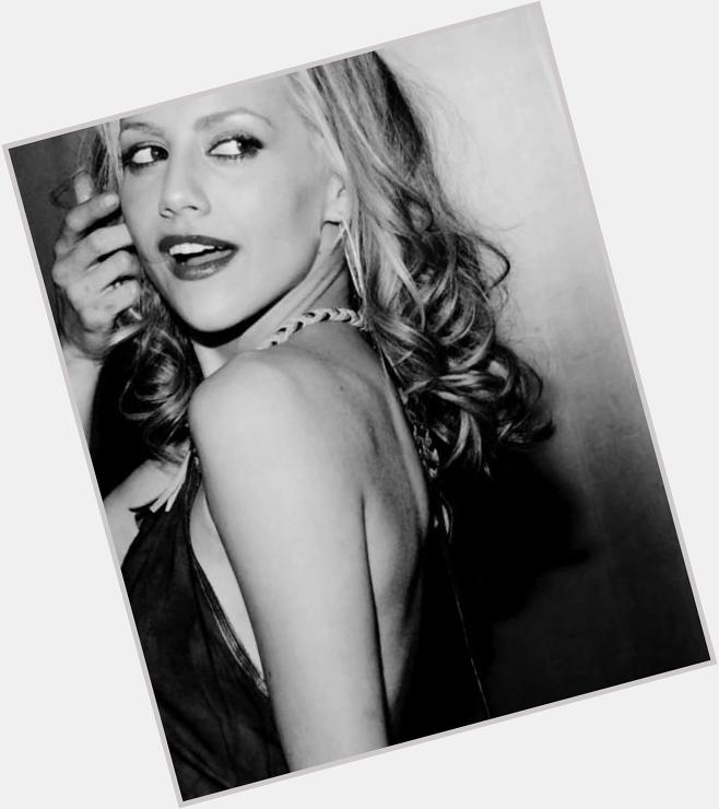 Happy birthday Brittany Murphy, Rest in peace. we miss you    