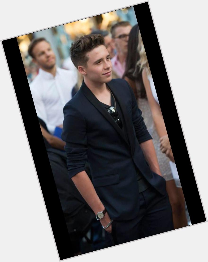 Happy Birthday Brooklyn Beckham, another few years il be hunting ye down taking ye out on dates   