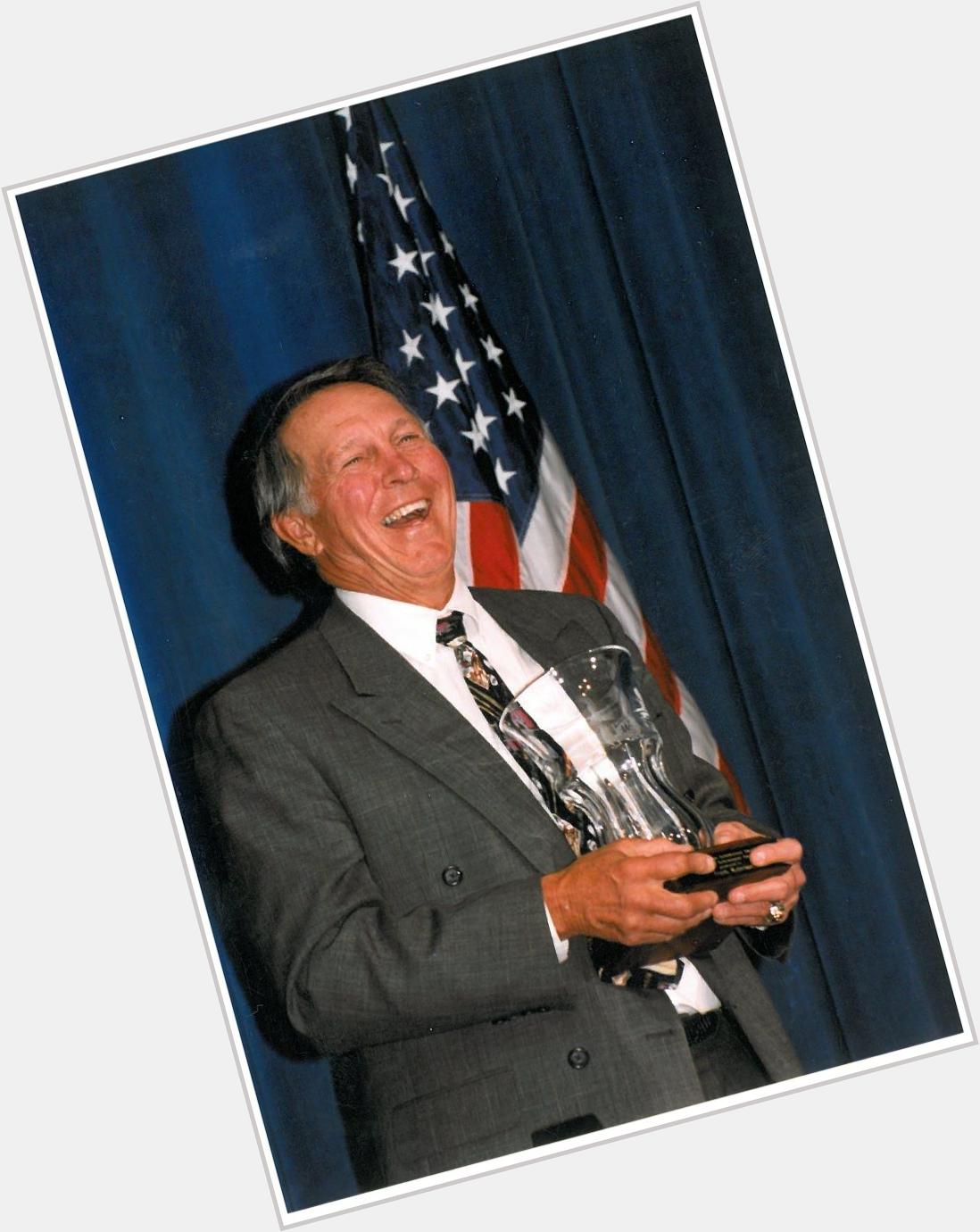 Happy birthday to our president and Hall of Famer Brooks Robinson! We wish you nothing but the best. 