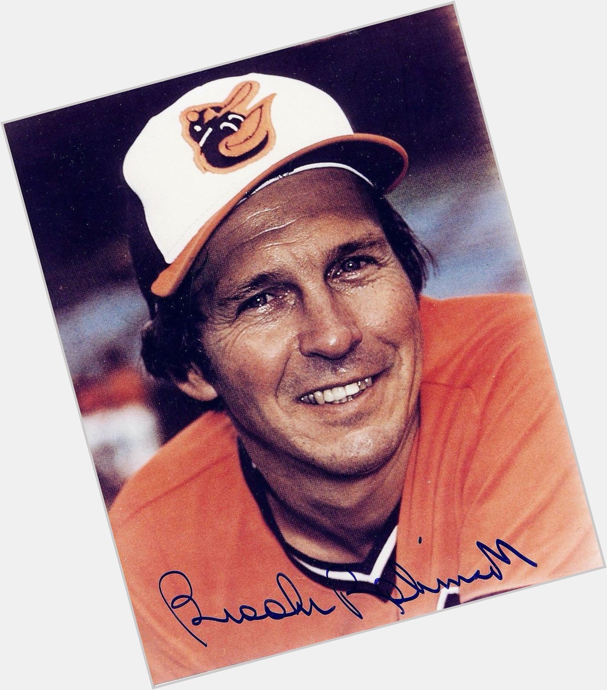 Happy 81st Birthday to Hall Of Famer and my childhood sports hero, Brooks Robinson... 