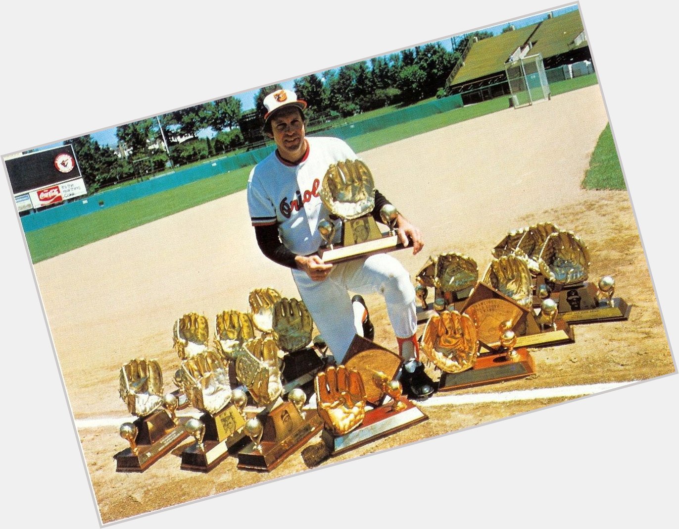 Happy birthday to the actual GOAT at third base, Brooks Robinson. 