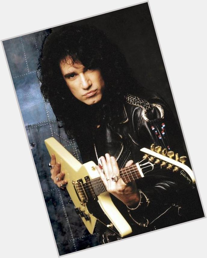Happy Birthday to awesome guitarist, Bruce Kulick!   