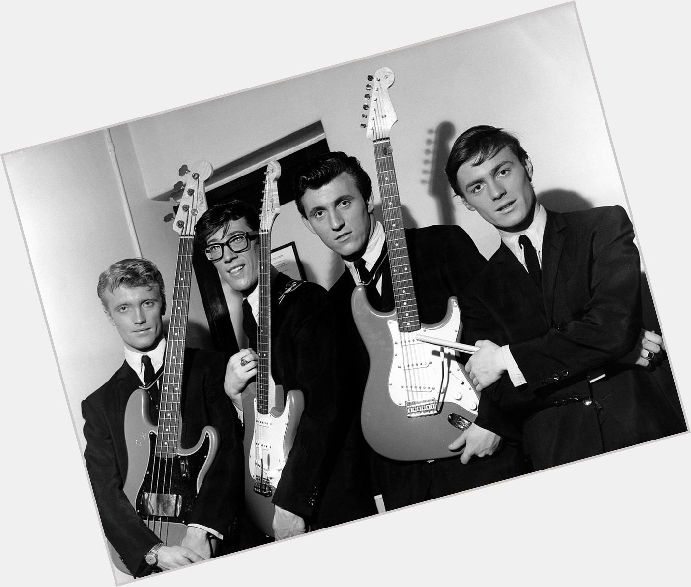 Happy 80th birthday to Bruce Welch of the Shadows. 