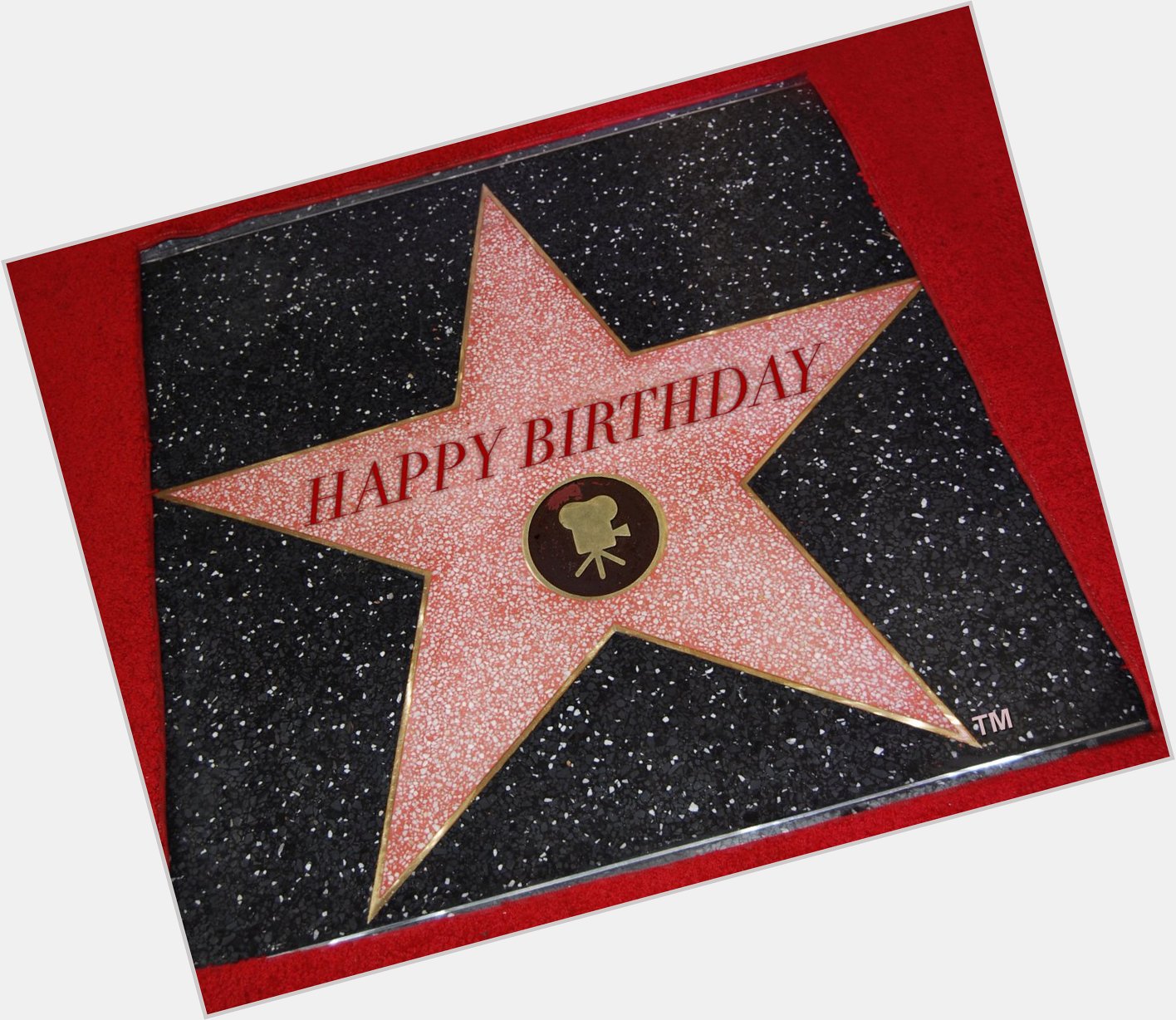 Happy birthday to Walk of Famer Bruce Willis! 