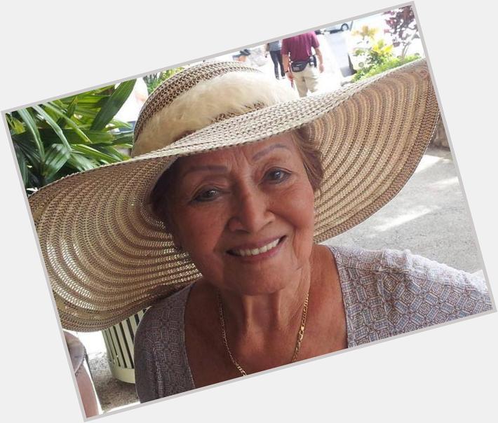 Oww happy birthday to Bruno Mars grandma, blessings and hugs dear lady 