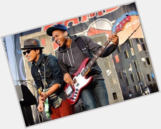 Happy Birthday to Jamareo Artis of Bruno Mars! 