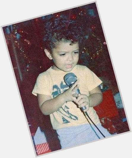 Mds eu tô nervosa e nem sei o que dizer, mas parabéns pro patrão HAPPY BIRTHDAY BRUNO MARS 