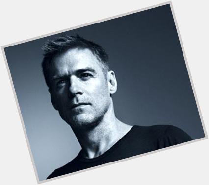 Happy birthday musisi senior, Bryan Adams! Stay awesome \o/ | 