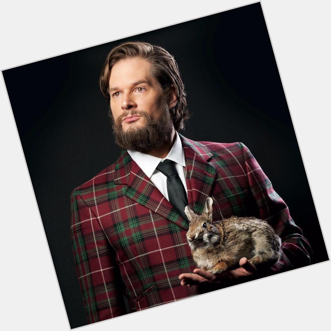 A very happy birthday to Bryan Fuller! I hope all your dreams come true! Thank-you for your creativity! 