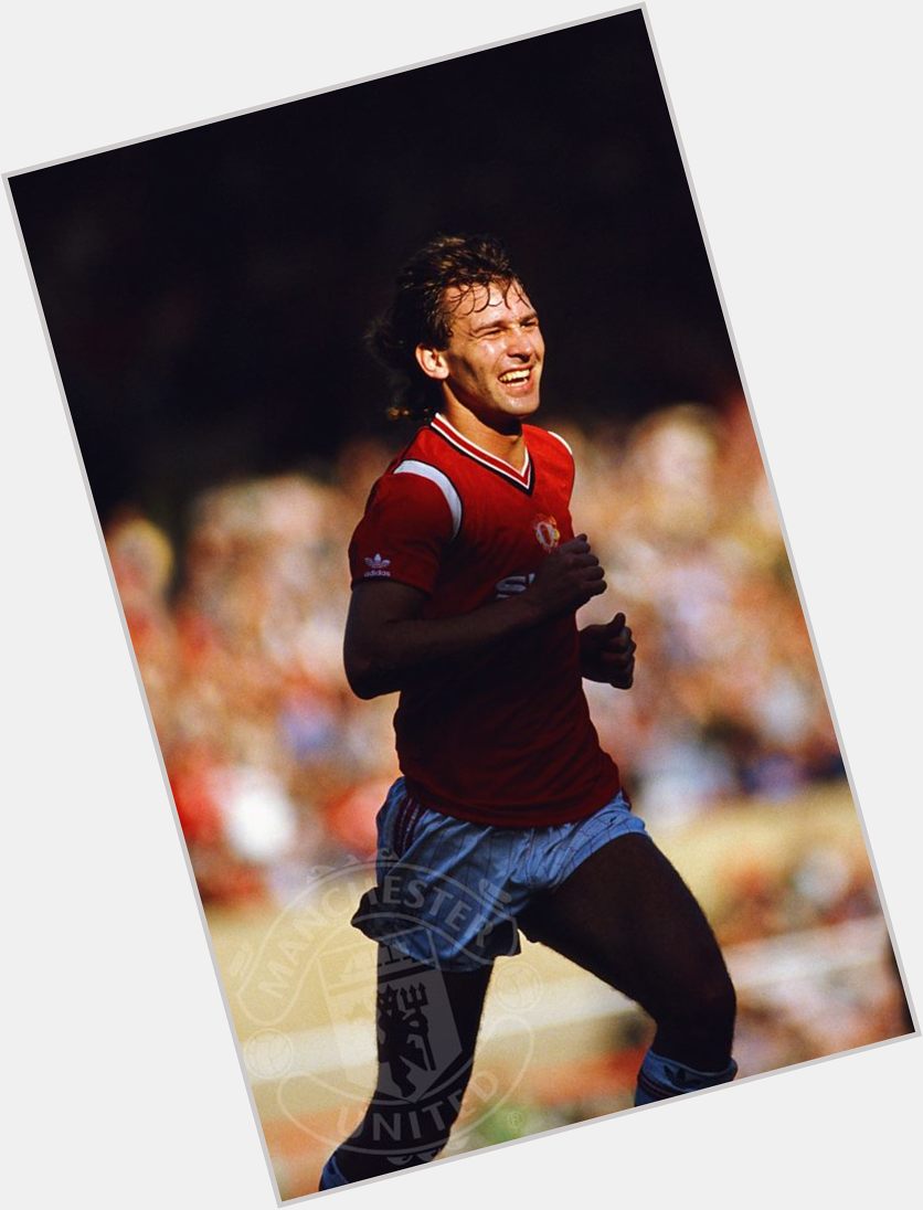 Happy Birthday! Selamat ulang tahun kepada salah satu legenda United, Bryan Robson...have a great day 