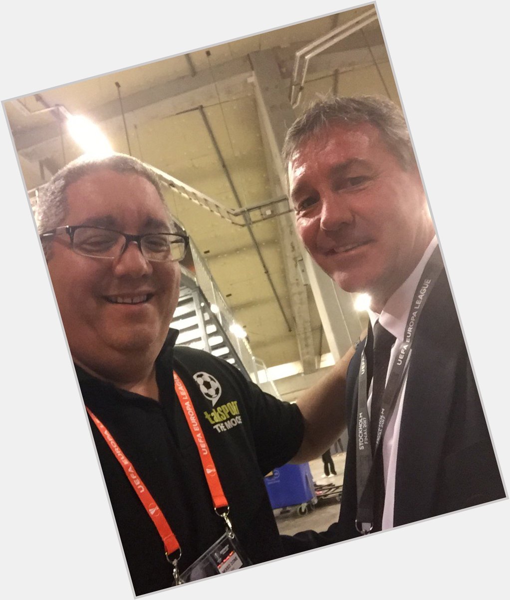 Happy 61st Birthday to legend Bryan Robson, have a great day my friend 
