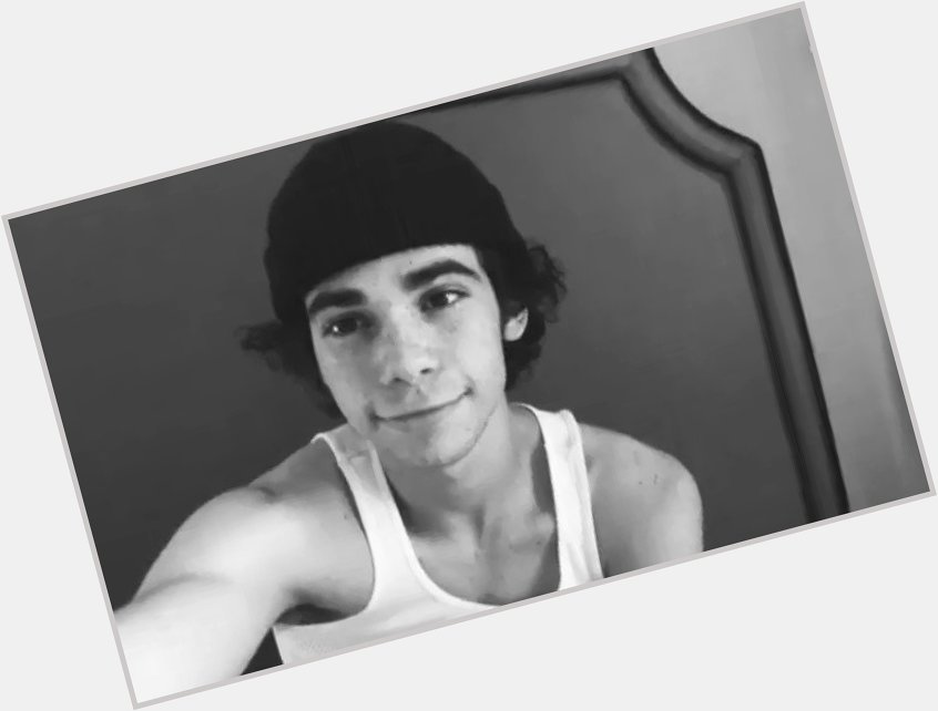 May 28th
Cameron Boyce would have turn 21 today
Happy birthday angel, we will never forget you 