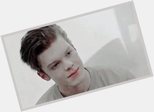  : 

Happy birthday to Cameron Monaghan who is 25 today   