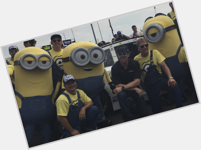 Happy birthday to our favorite Minion! The messageless Carl Edwards! 