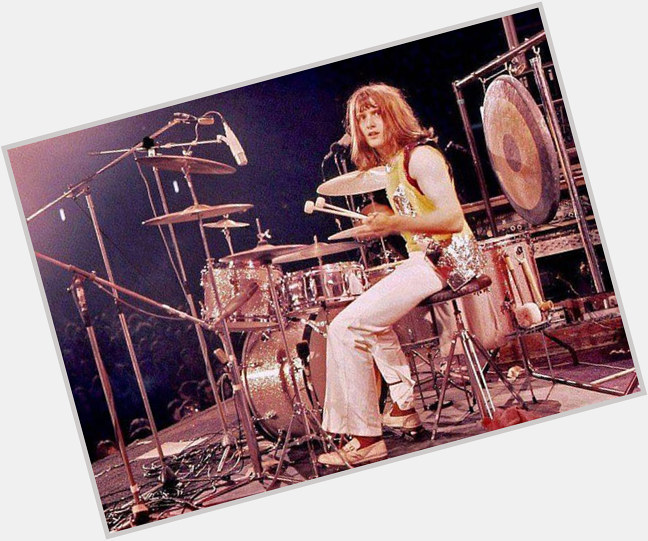 Happy Birthday,Carl Palmer

One of the best drummers  