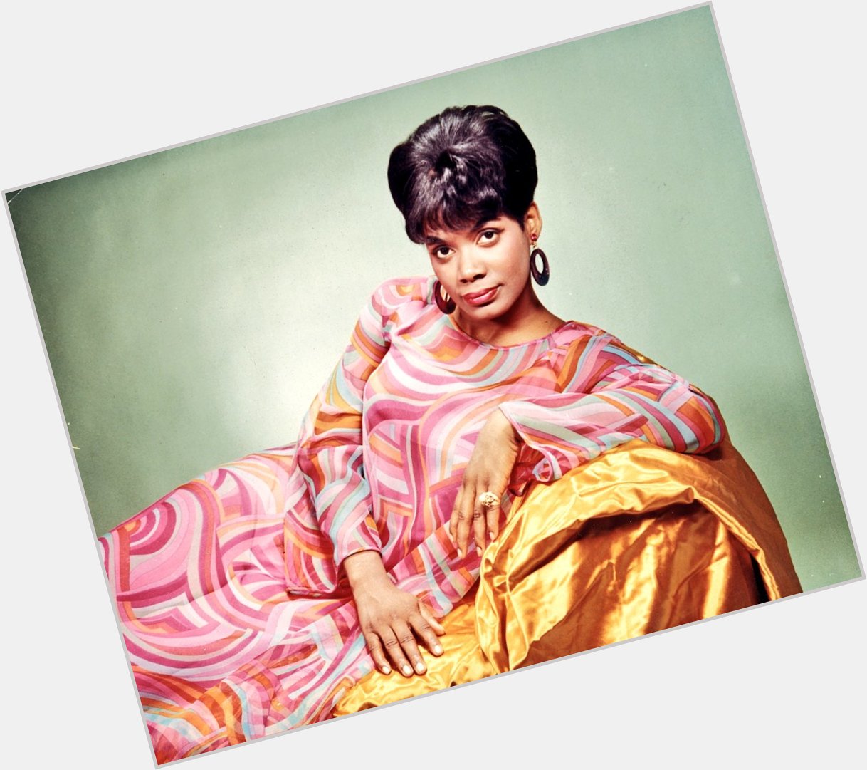 Happy Birthday to American R&B, soul singer Carla Thomas, born on this day in Memphis, Tennessee in 1942.    