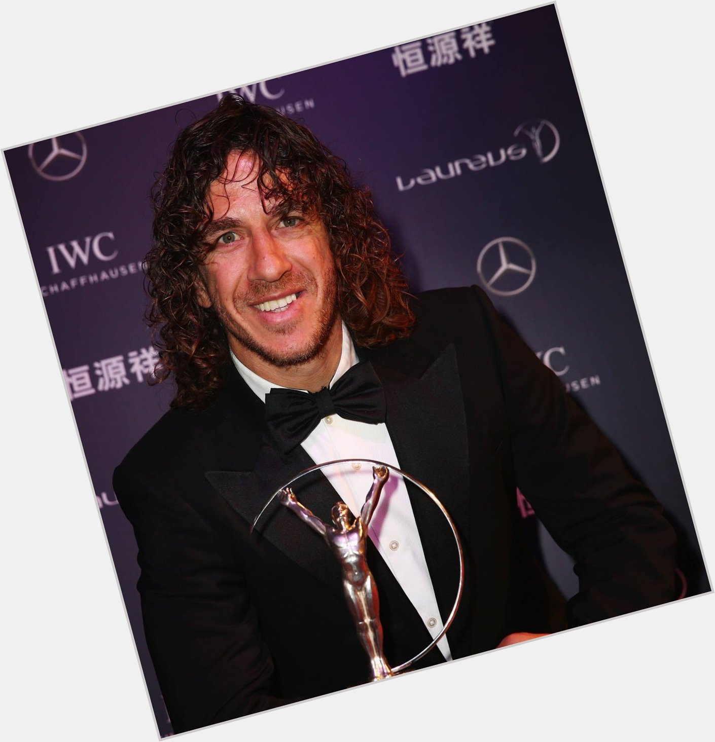 A very happy birthday to Laureus Academy Member and football legend Carles Puyol!   ¡Enhorabuena Carles!  