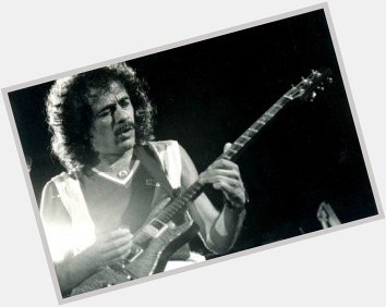 Happy Birthday Carlos Santana!!
Hoy cumple 70 años el guitarrista Carlos Santana. 