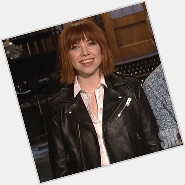 HAPPY BIRTHDAY CARLY RAE JEPSEN! love you hope you have an amazing day 
