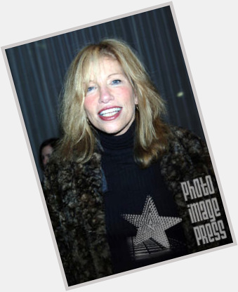 Happy Birthday Wishes to the Incomparable Carly Simon!             