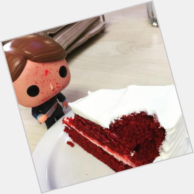 Happy birthday to Caroline Dhavernas, who\s as beautiful and lovely (and tasty) as this red velvet cake! 