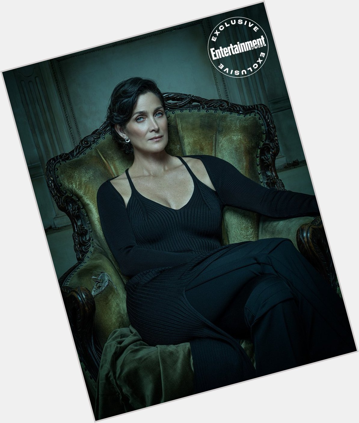 Happy Birthday to Carrie-Anne Moss 