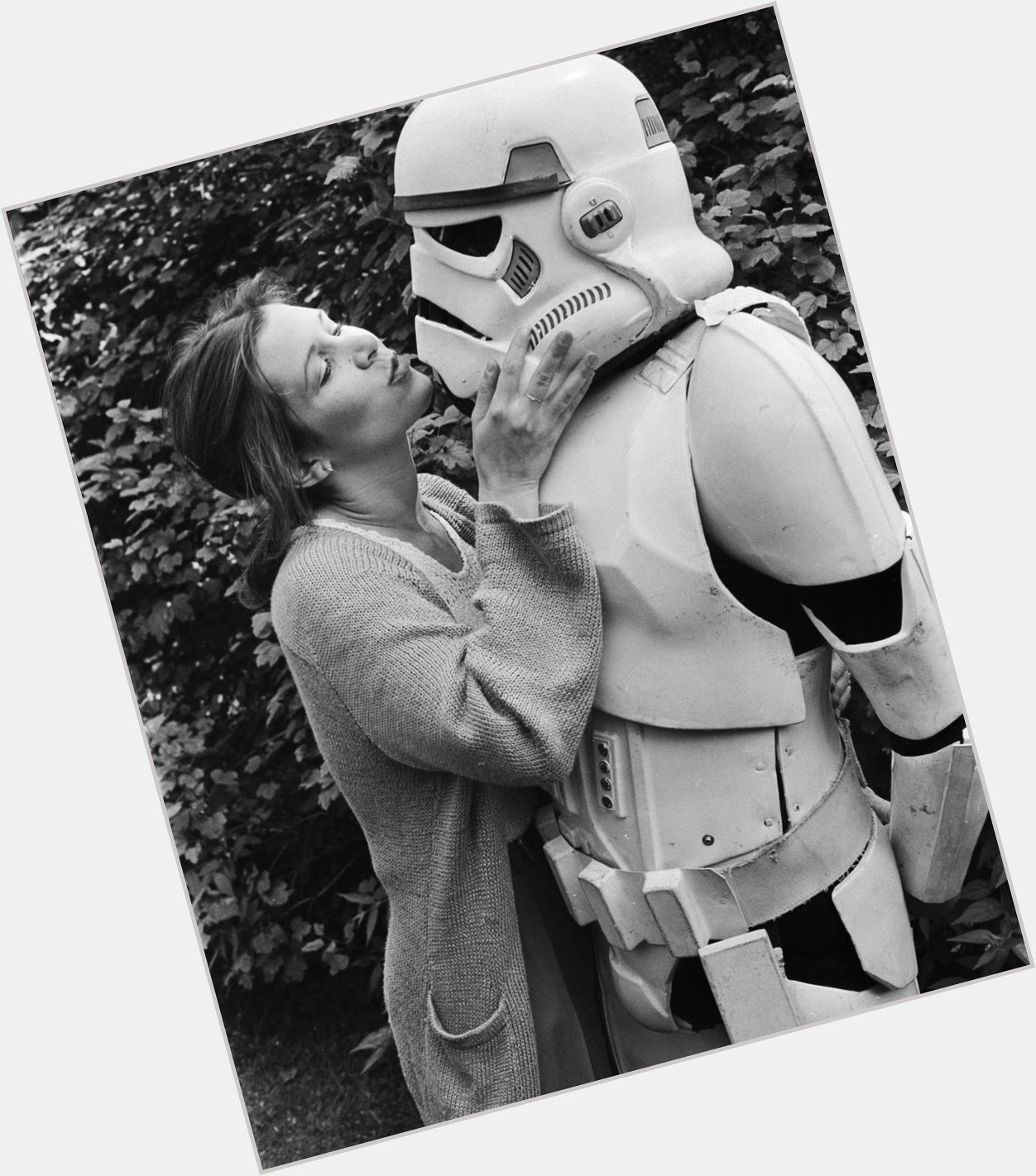 Happy birthday carrie fisher 

we miss you 