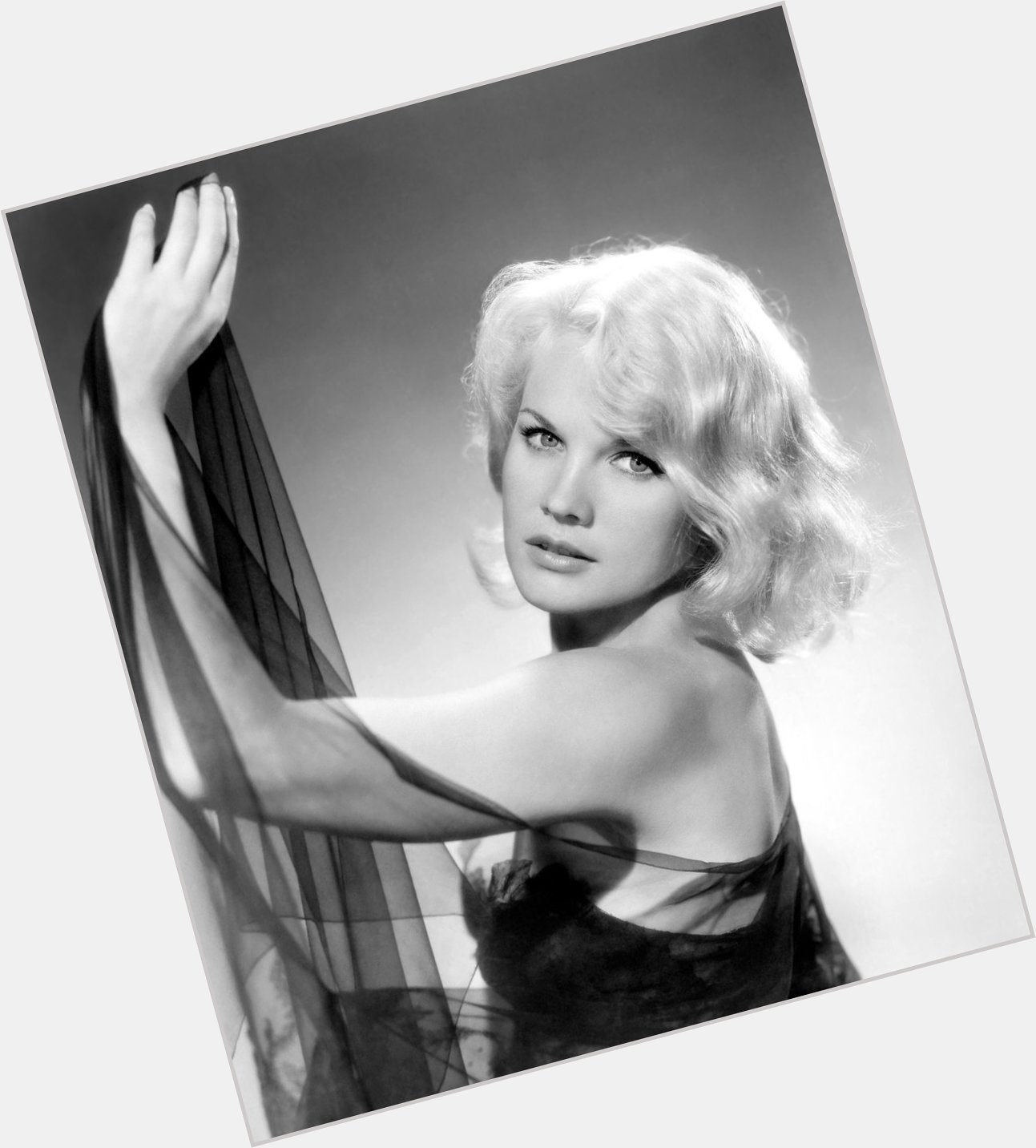 Happy birthday to American retired film, stage, and television actress and pin-up Carroll Baker, born May 28, 1931. 