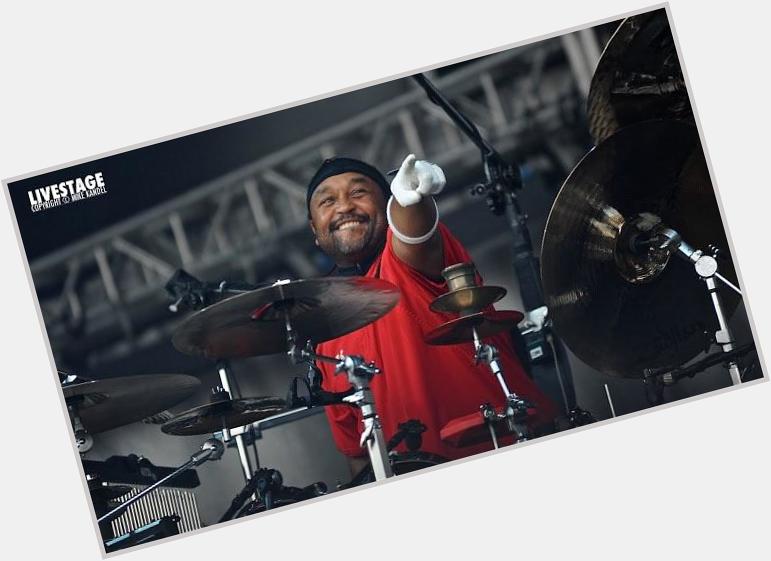 Happy birthday to the king himself, Carter Beauford. 