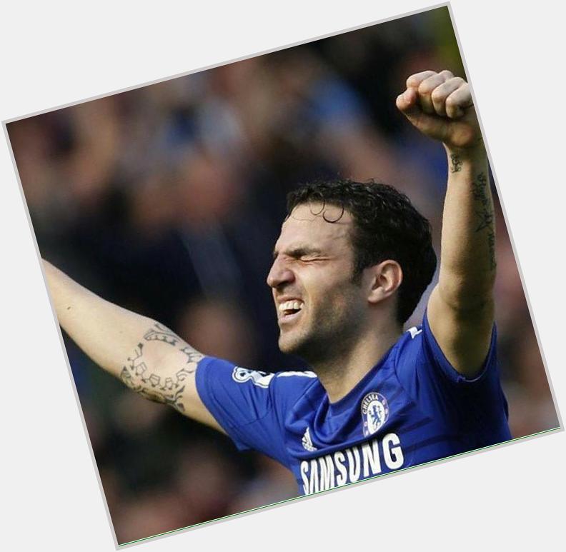 Happy 28th birthday to Chelsea midfielder Cesc Fabregas. Who won his first title this weekend. 