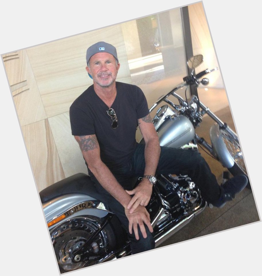 Happy birthday to Red Hot Chili Peppers drummer, Chad Smith!    