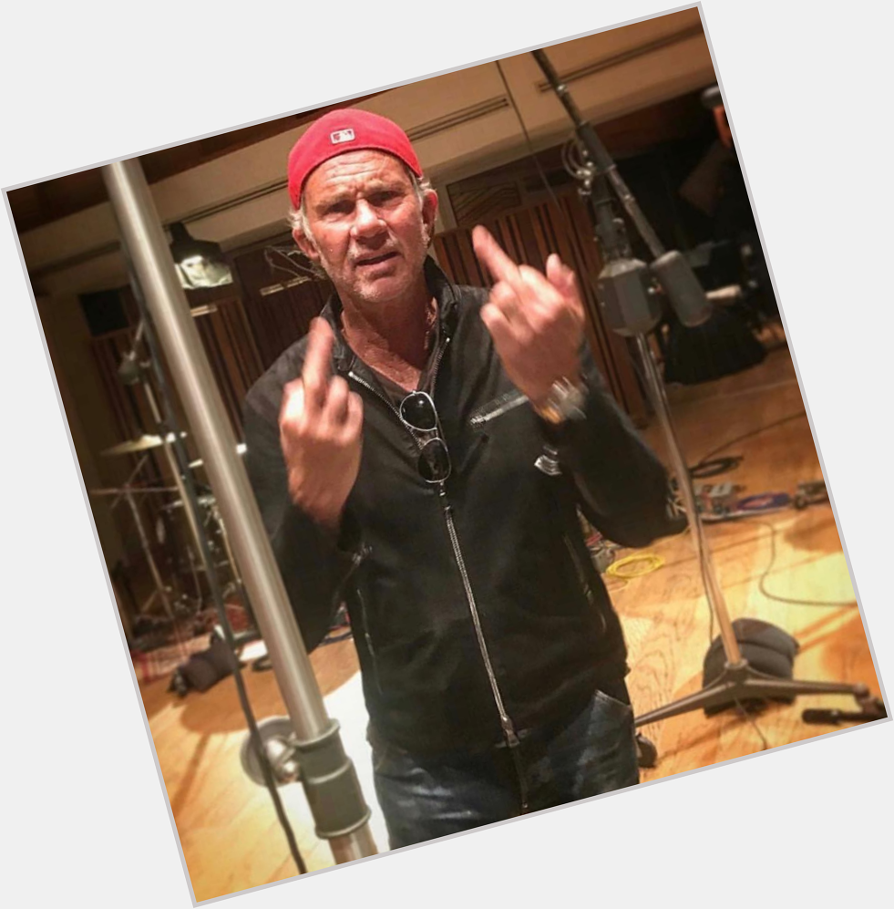Happy 61 birthday to the amazing Red Hot Chili Peppers drummer Chad Smith! 