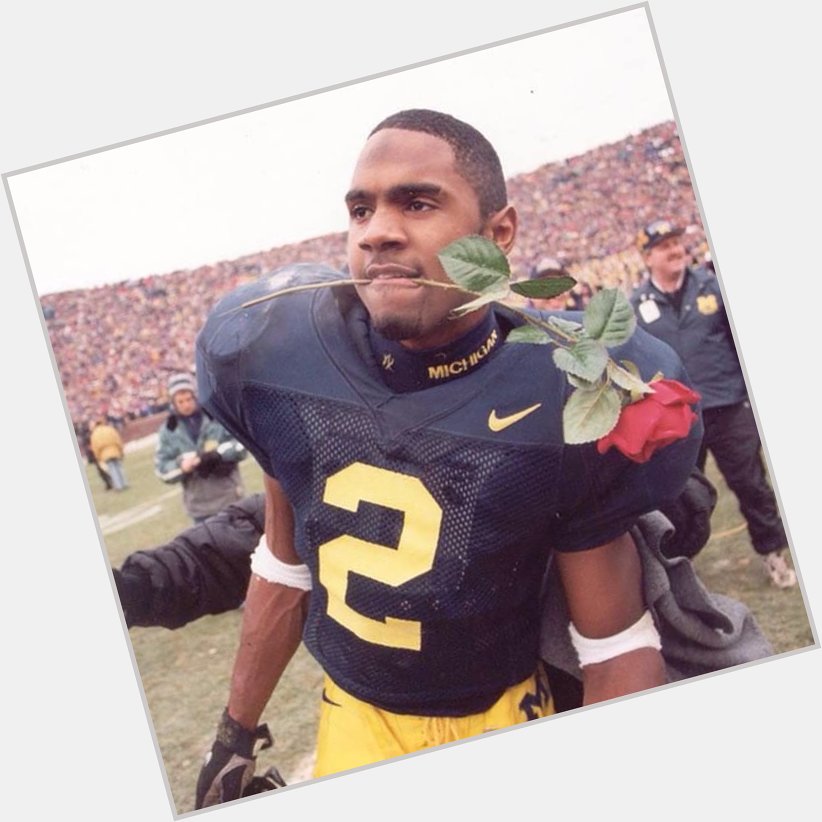 Happy birthday to the only defensive player to win the Heisman Trophy, Charles Woodson! ( 