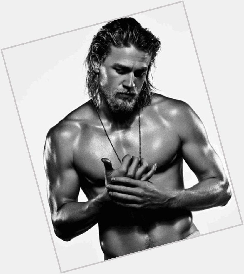 \" It\s Charlie Hunnam\s birthday! We\re just going to leave this pic right here. Well happy bday to me 