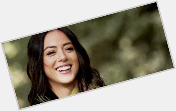 Happy birthday to the most precious cinnamon roll who is too good for this world and also my queeen, chloe bennet 