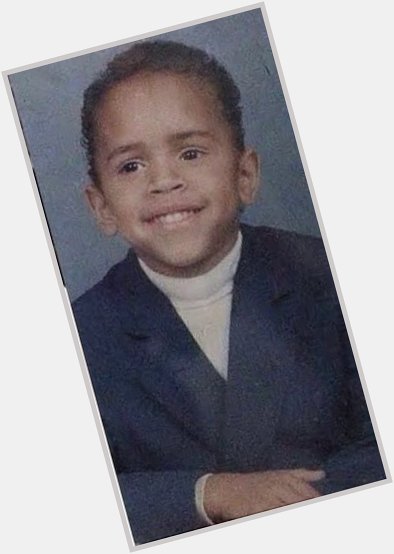 Happy 32nd birthday Chris Brown. I love youuuuuu   