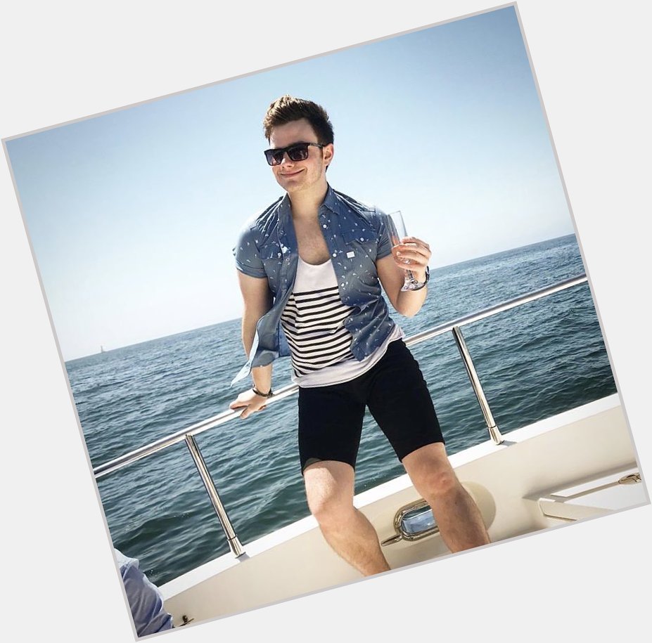 It s chris colfer s birthday ! happy birthday cutie I hope life has been treating you well :))  