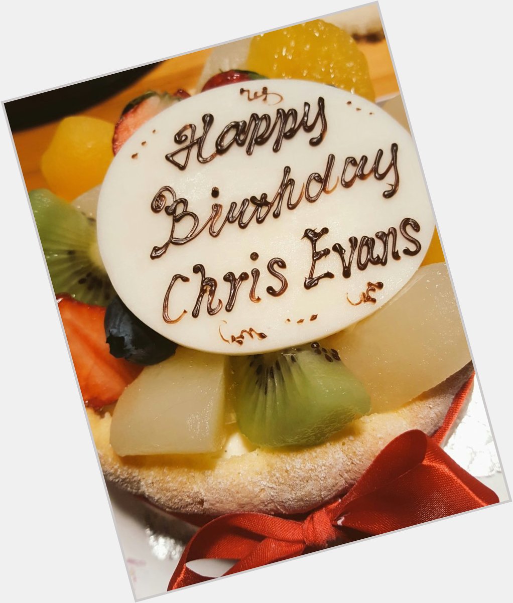Happy Birthday Chris Evans (    :  ) 