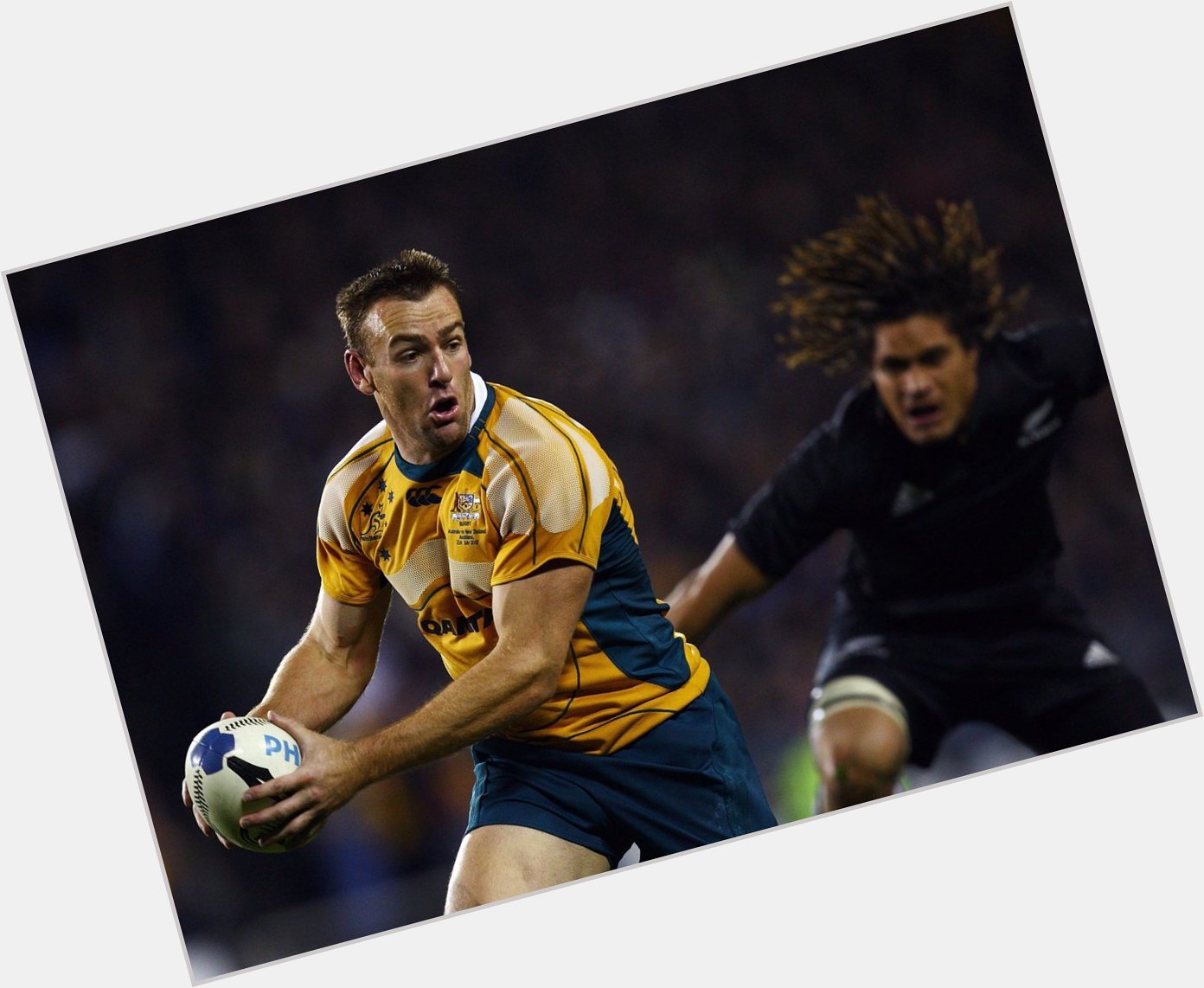 Happy birthday to Wallaby No. 749 Chris Latham, who made his Test debut vs. France in 1998! 