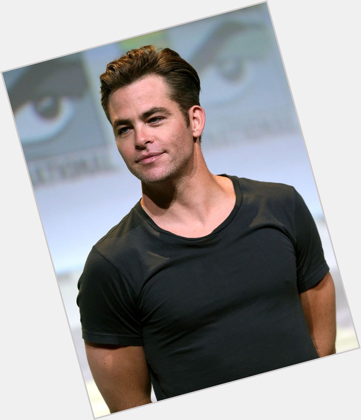 Happy Birthday Chris Pine Hope you have a good day 
