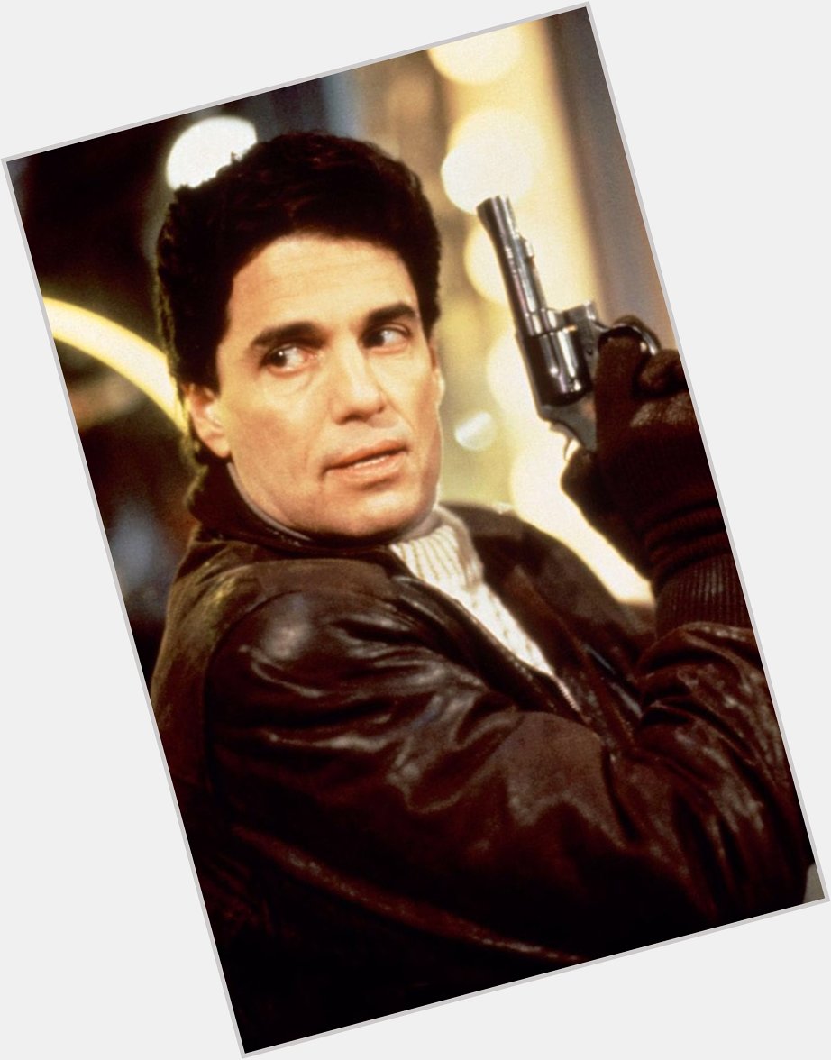 Happy birthday to Chris Sarandon! The man who played the hero in Child s Play! 