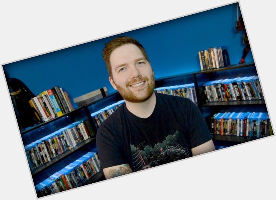 Happy 33rd Birthday to Chris Stuckmann! The YouTuber who reviews old and new movies. 