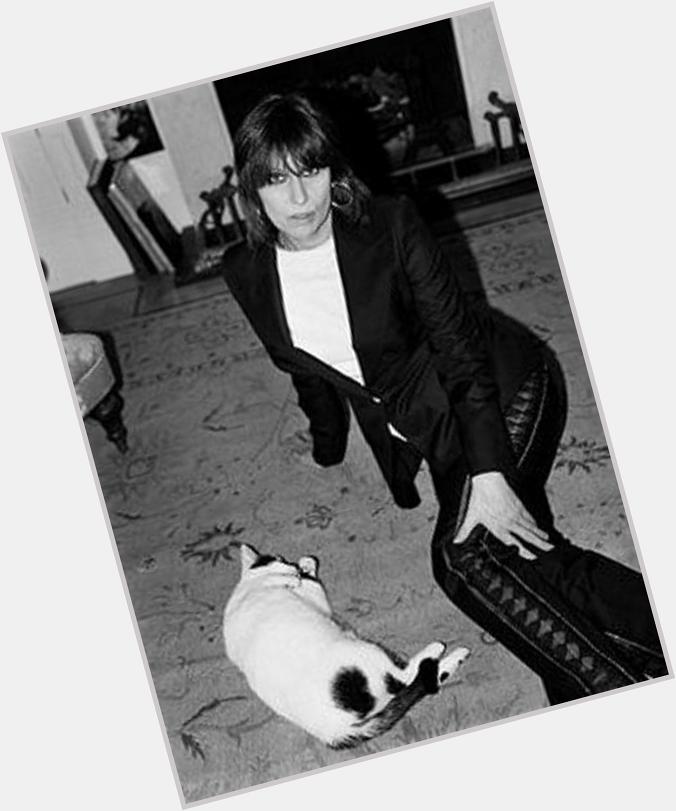 Chrissie Hynde loves cats. >^..^<

Happy Birthday, Chrissie!  