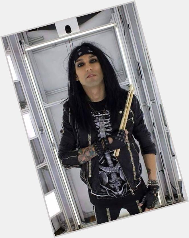  Happy birthday to Christian Coma! one of my
more large idols in whom I find everything that I
feel in hissongs 