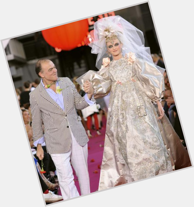 Happy Birthday
Christian Lacroix
Grand couturier 