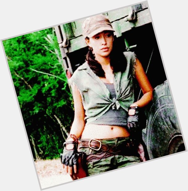 Happy birthday to Christian serratos she made Rosita into one of the great twd characters 