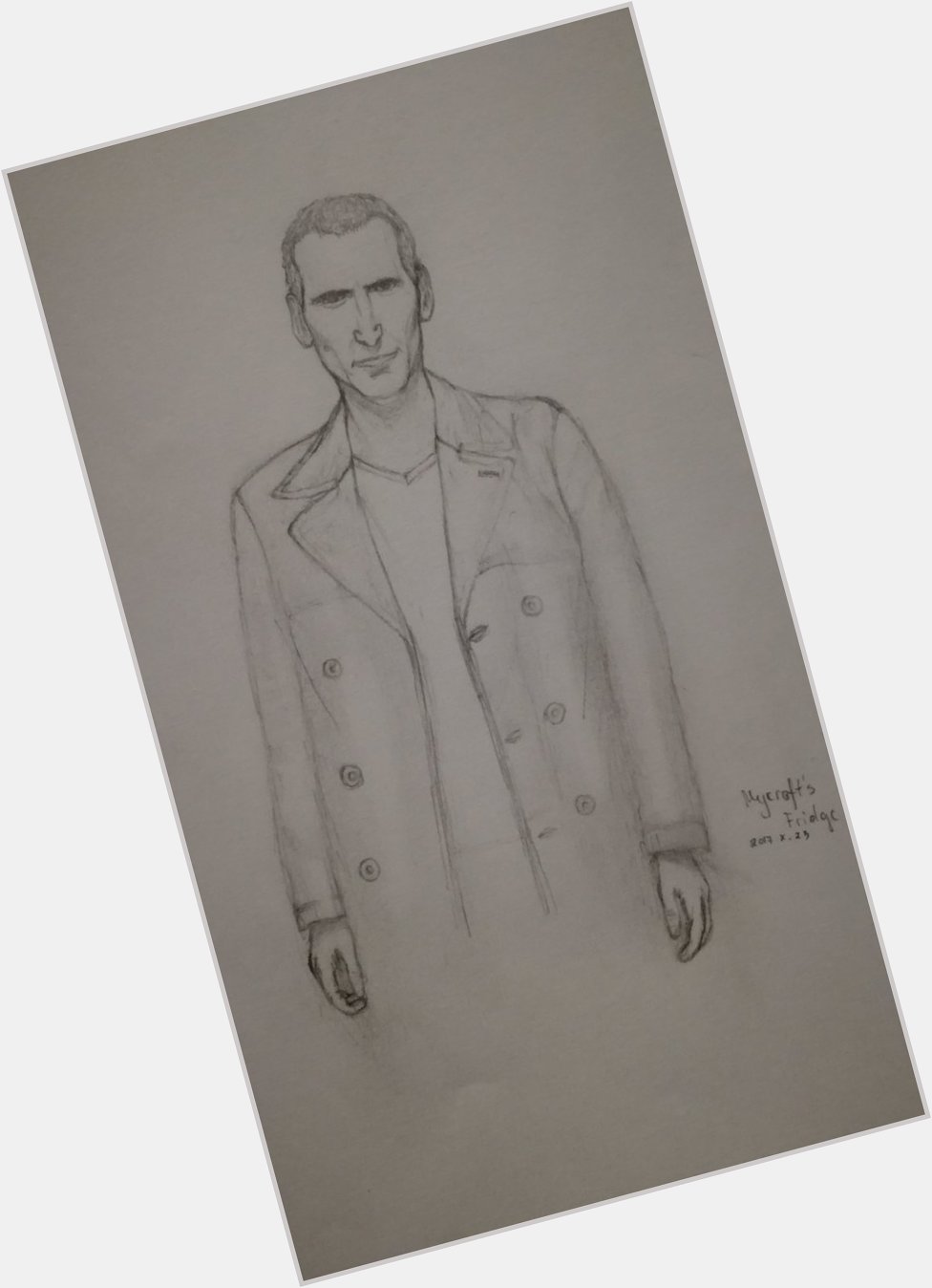 Happy birthday Christopher Eccleston!
We have bday on the same day    