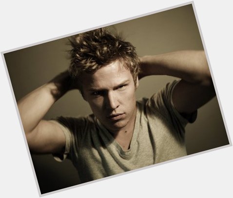 Happy birthday Christopher Egan     