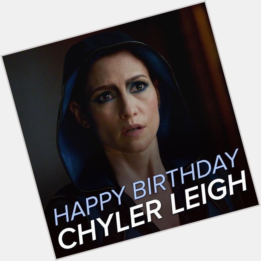 I wish a happy birthday to our chyler Leigh who is our sunshine for life 
Big hugs from France 